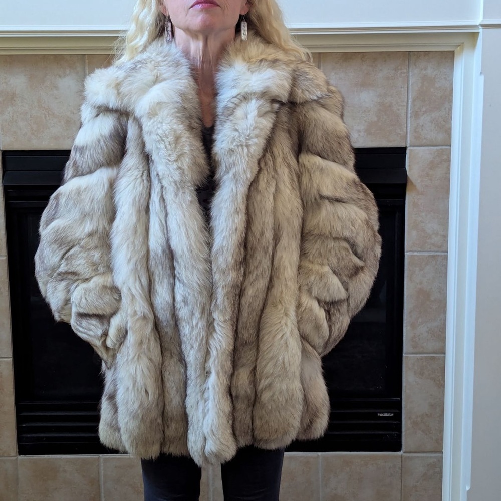 Gorgeous Vintage Fox Fur Coat  From Japan
